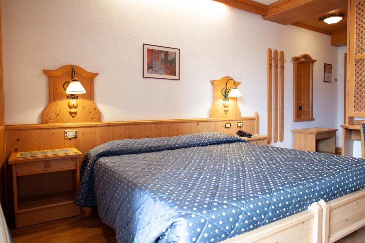 Hotel Posta Форни-ди-Сопра Экстерьер фото
