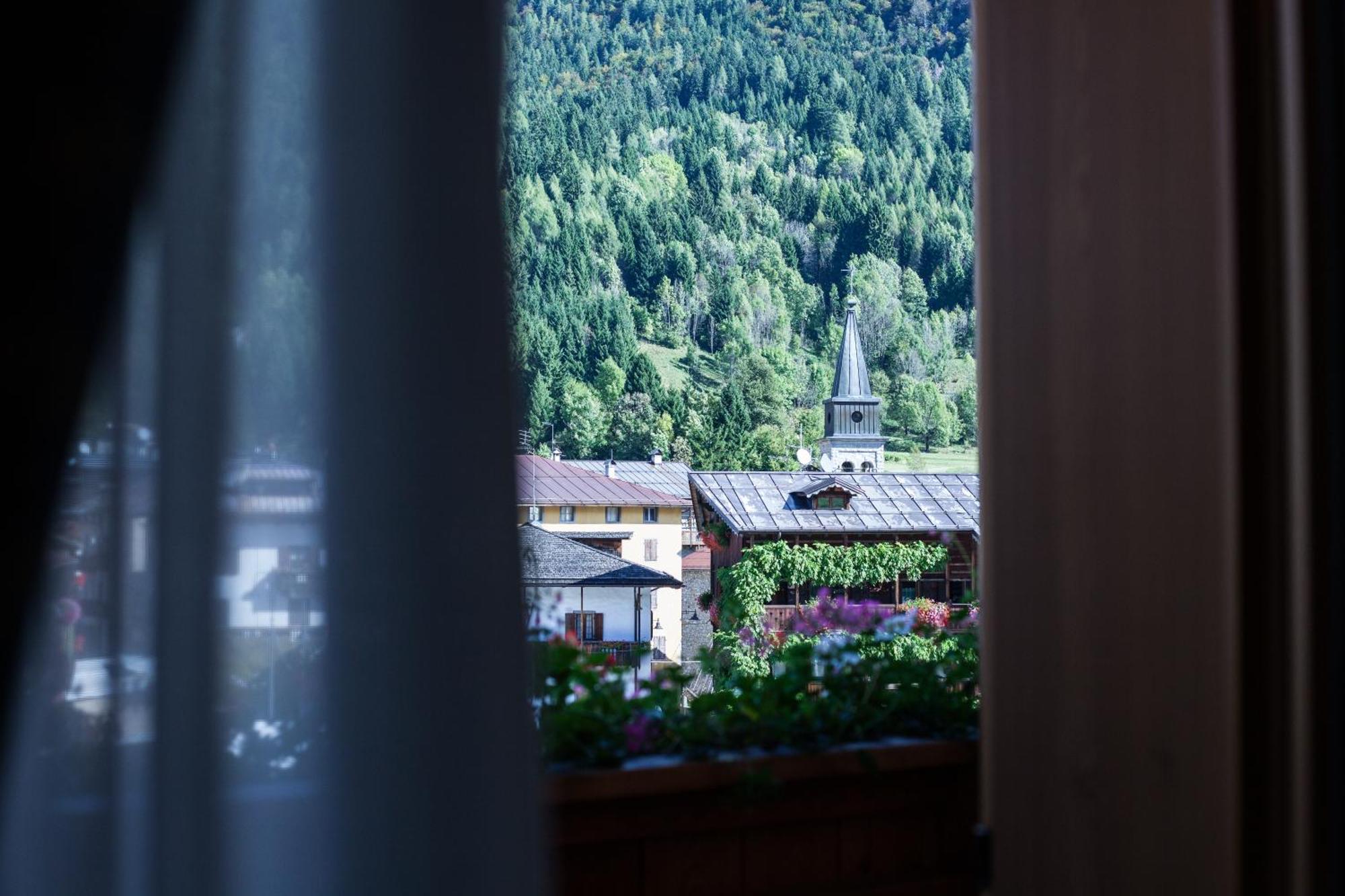 Hotel Posta Форни-ди-Сопра Экстерьер фото