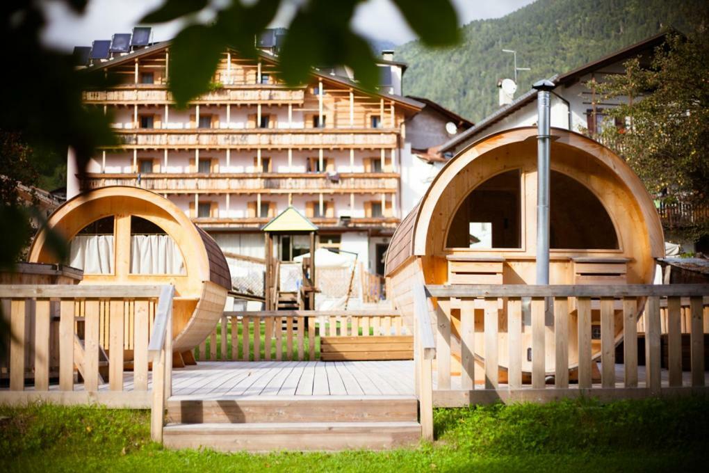 Hotel Posta Форни-ди-Сопра Экстерьер фото